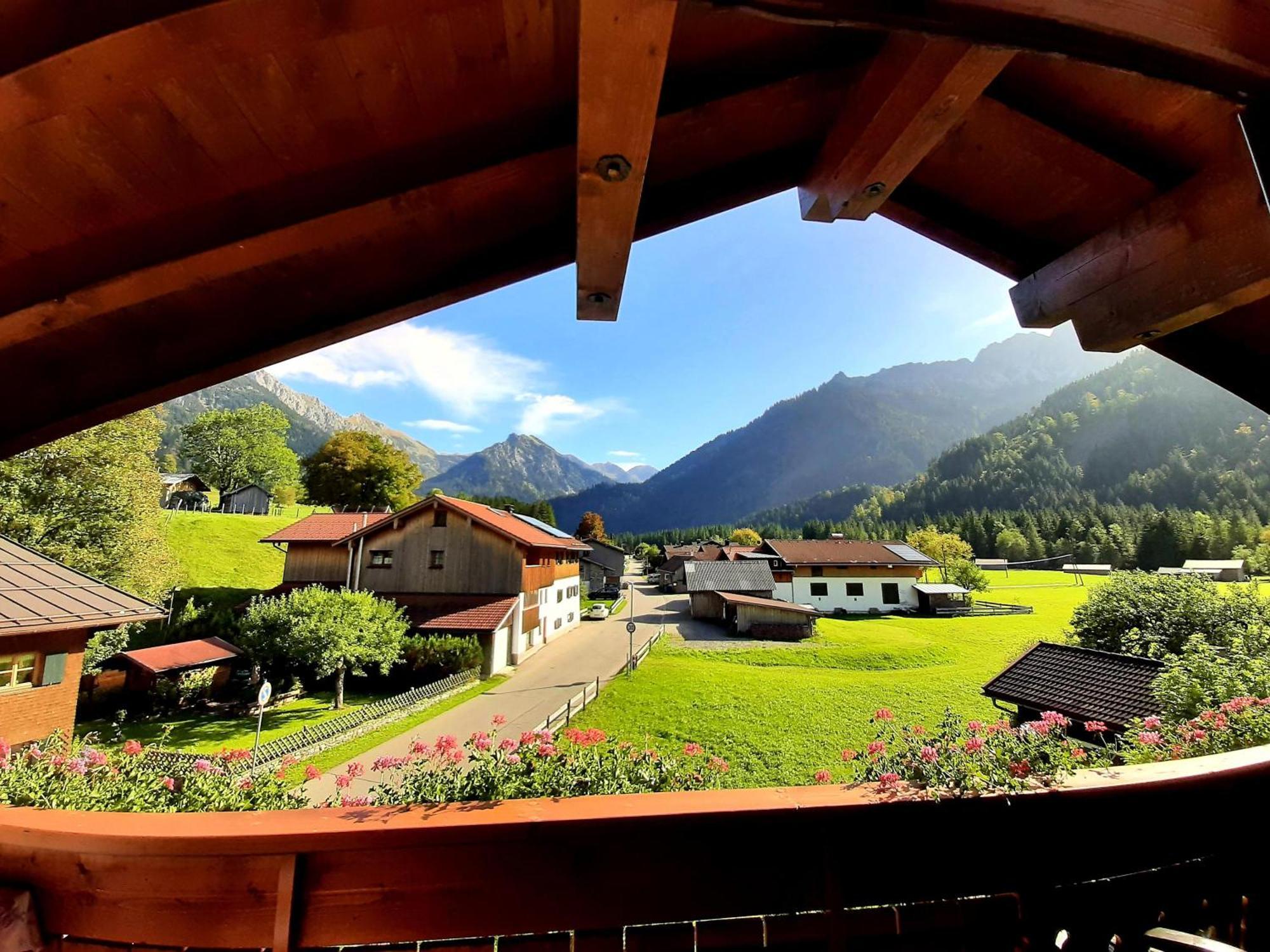 Haus Angelika Apartment Bad Hindelang Bagian luar foto